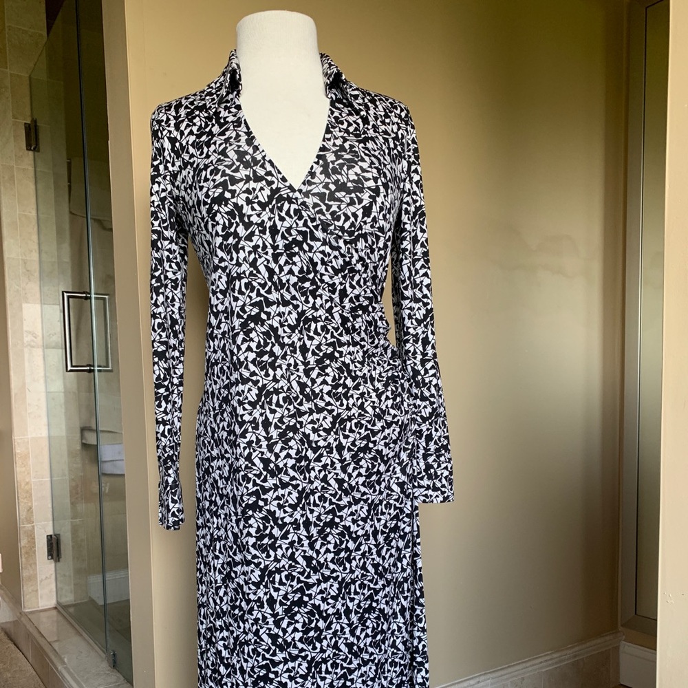 Diane Von Furstenberg mock Wrap dress